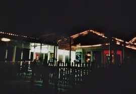 Victoria\'s Bar, Brighton Pier